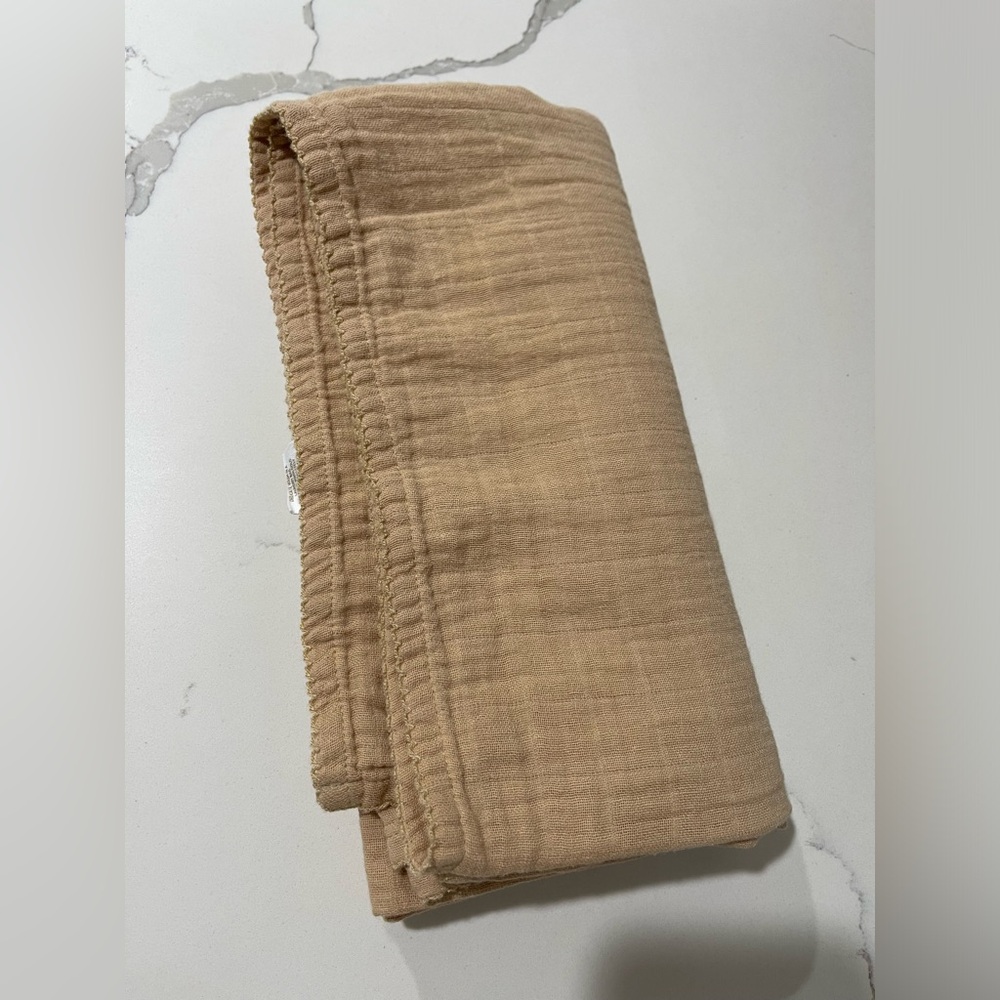 Jamie Kay muslin blanket